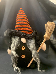 Stripped Hat Witch Gnome