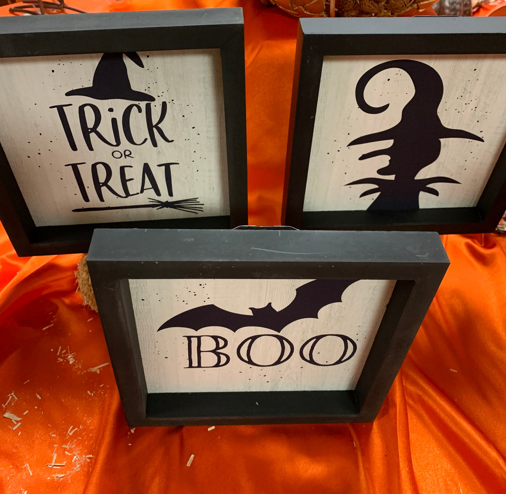 Black and White Halloween Box Signs